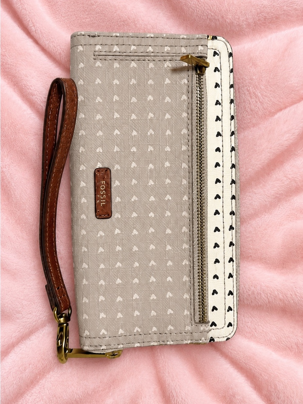 Fossil Beige and Cream Heart-Print Wristlet Clutch